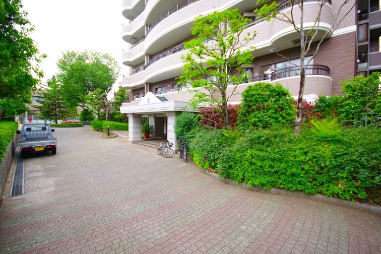 朝日マンション駒場　外観